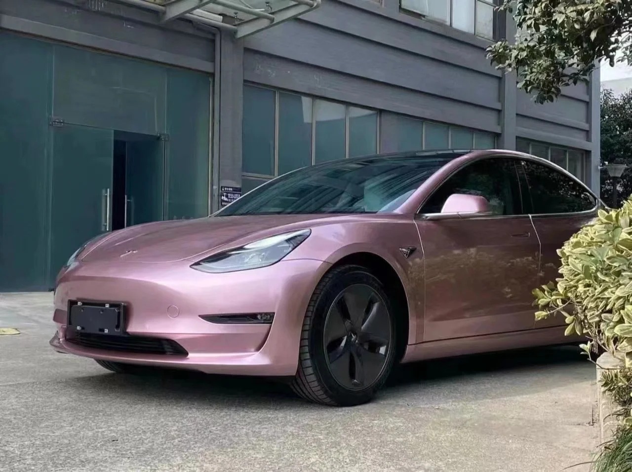 Porsche BMW Tesla  Benz Gloss PET Bentley Passion Pink Car Vinyl Wrap review 1