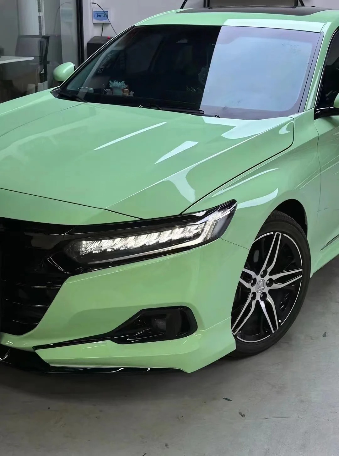 Gloss Moss Green Car Vinyl Wrap review 2