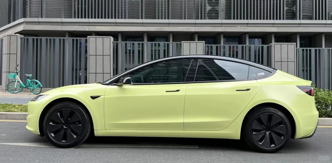 Gloss Chanel Yellow Car Vinyl Wrap review hjvfj 01