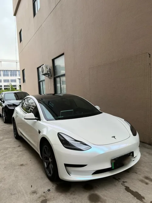 Tesla BMW Gloss PET Diamond Blue White Car Vinyl Wrap review 