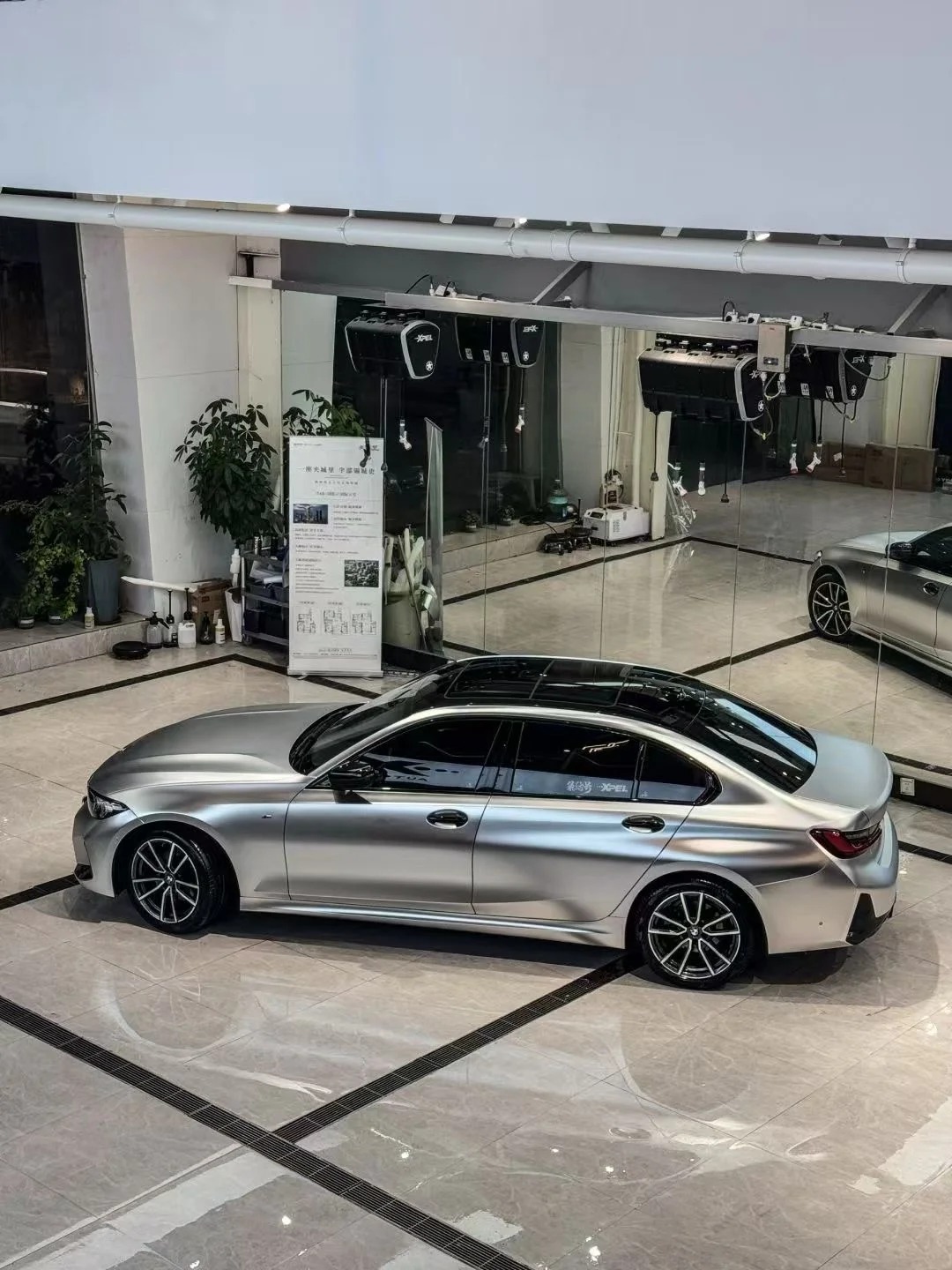 Matte Chrome Alexander Silver Car Vinyl Wrap review 1