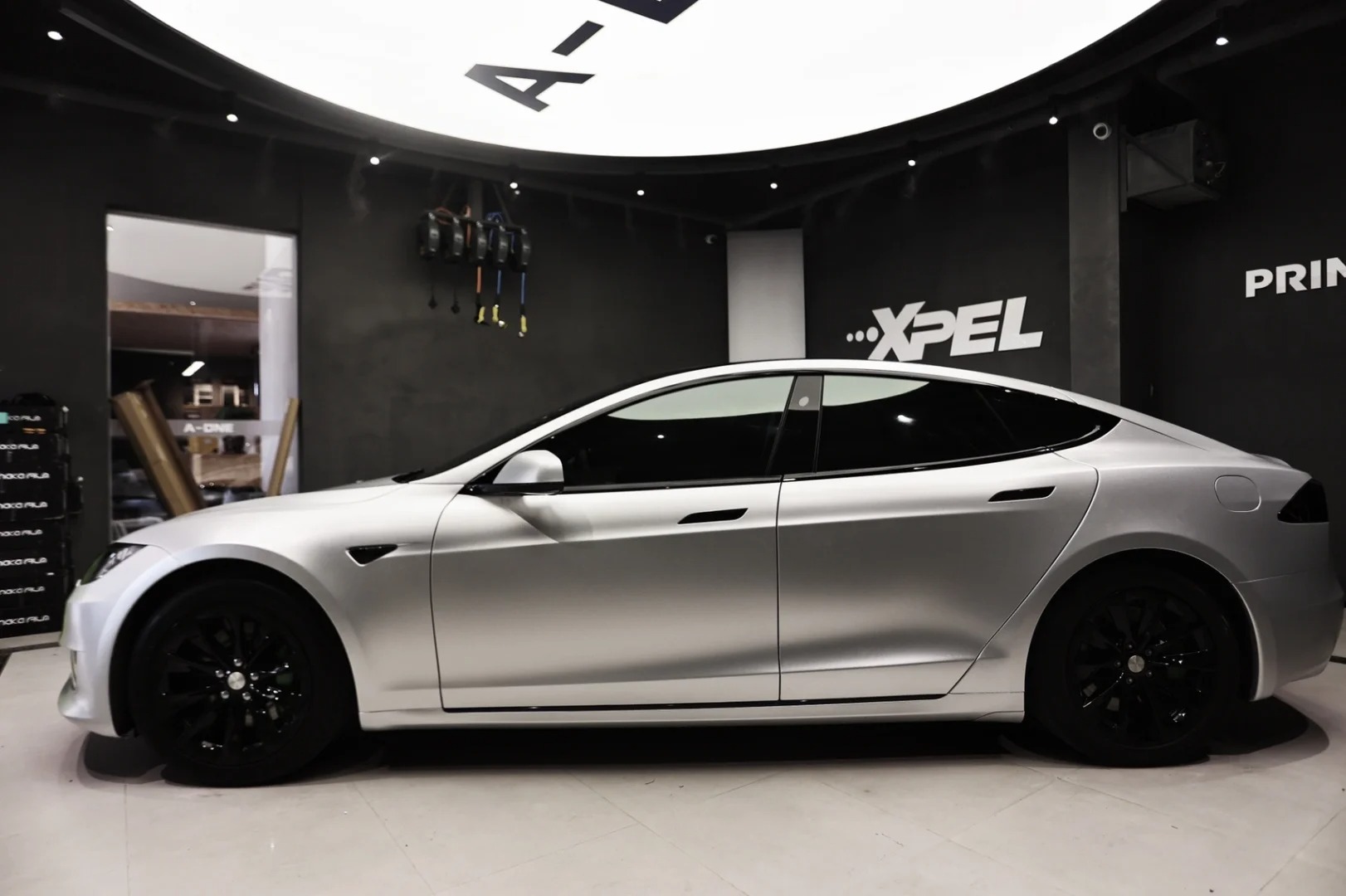 Audi Zeekr BYD Matte Metallic Sparkle Silver Car Vinyl Wrap review weg 01