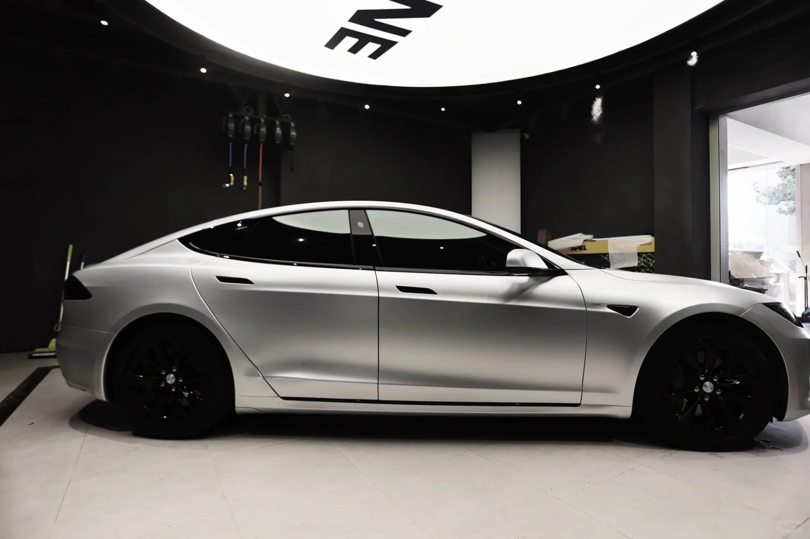 Audi Zeekr BYD Matte Metallic Sparkle Silver Car Vinyl Wrap review weg 02