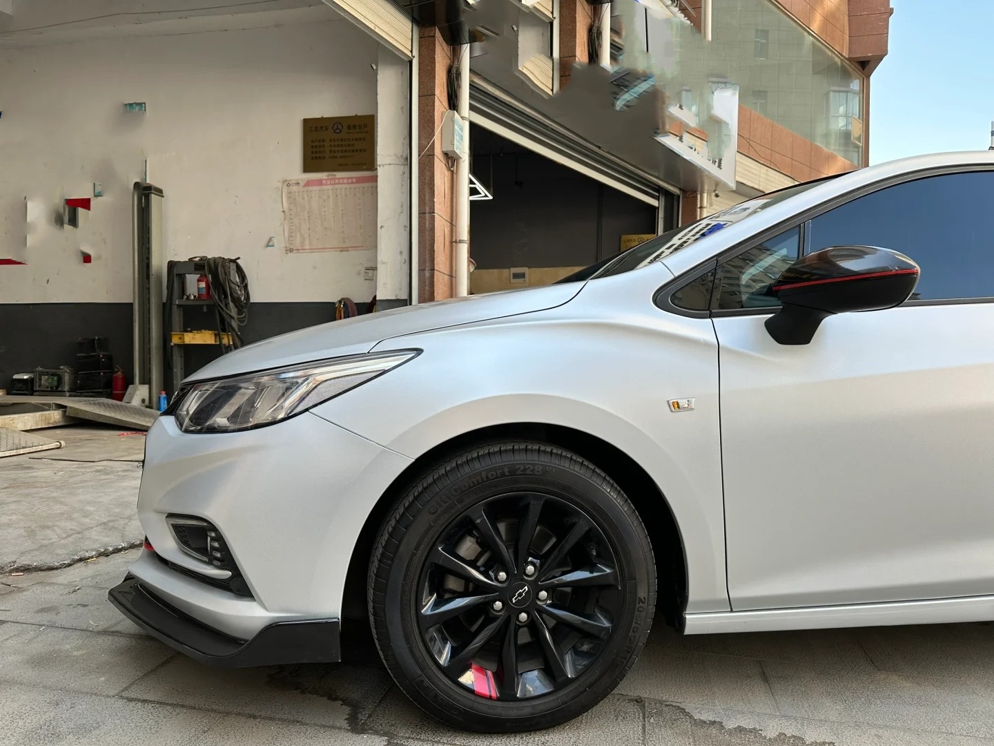 Audi Zeekr BYD Matte Metallic Sparkle Silver Car Vinyl Wrap review fhbrh 02