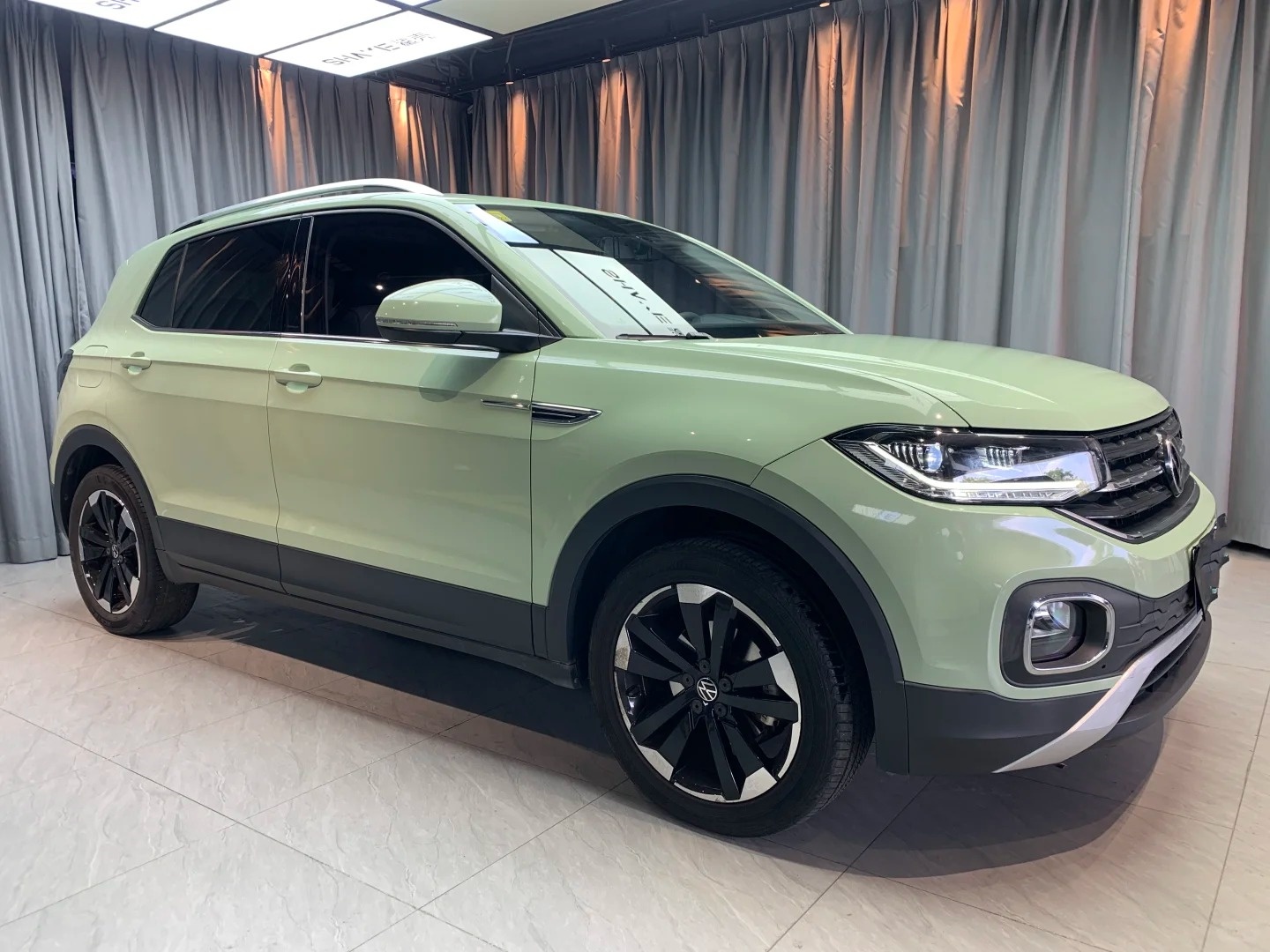 Super Gloss Deep Khaki Green Car Vinyl Wrap review sfdhf 01