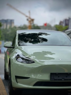 Super Gloss Deep Khaki Green Car Vinyl Wrap review dsg 02