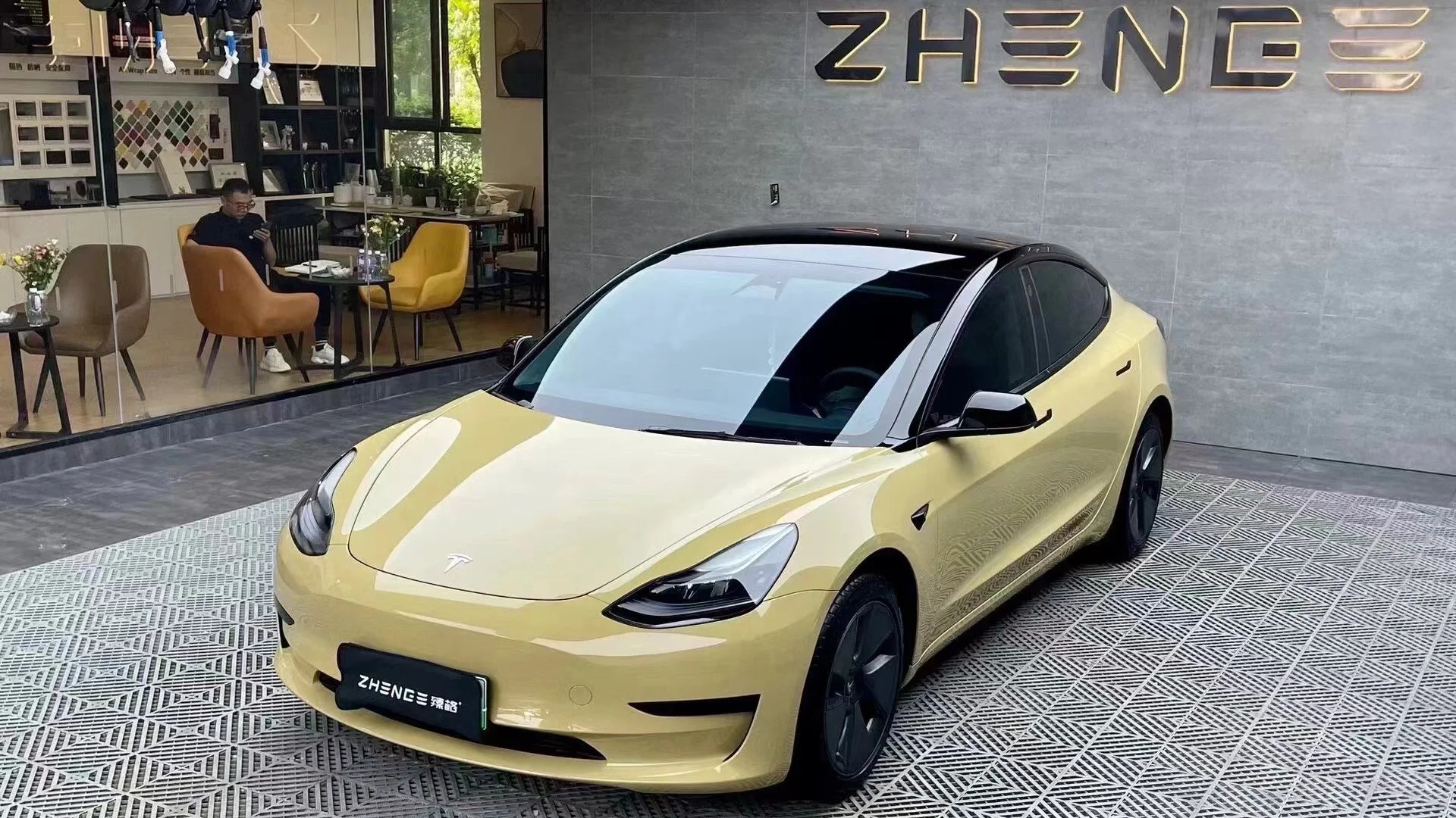 PET Sunbath Yellow Car Vinyl Wrap review dsghg 03