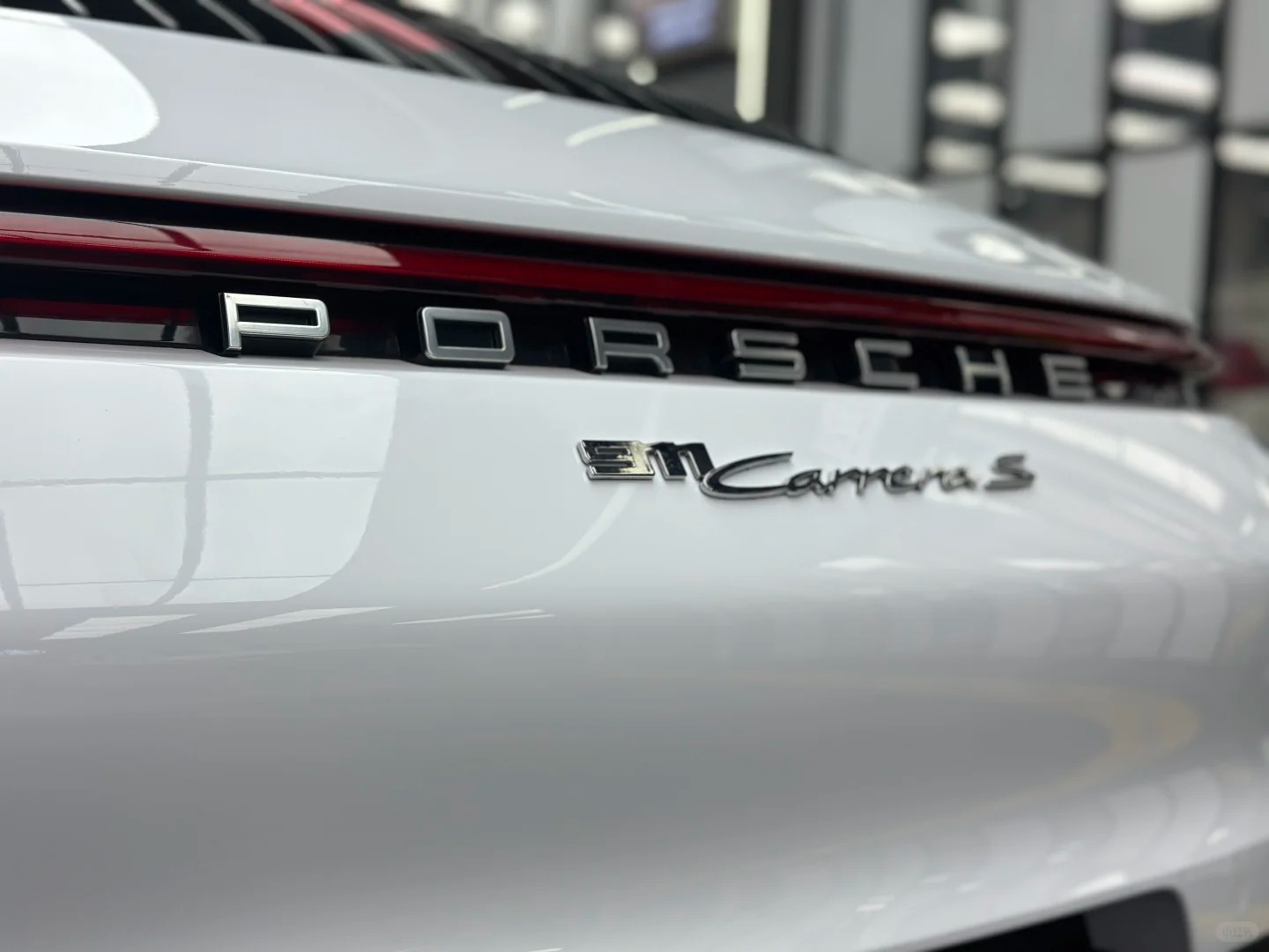 Super Gloss Crystal White Car Vinyl Wrap review fggrg 03