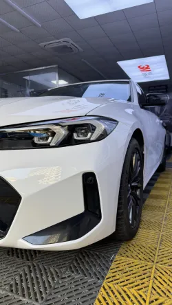 Super Gloss Crystal White Car Vinyl Wrap review sdgth 01