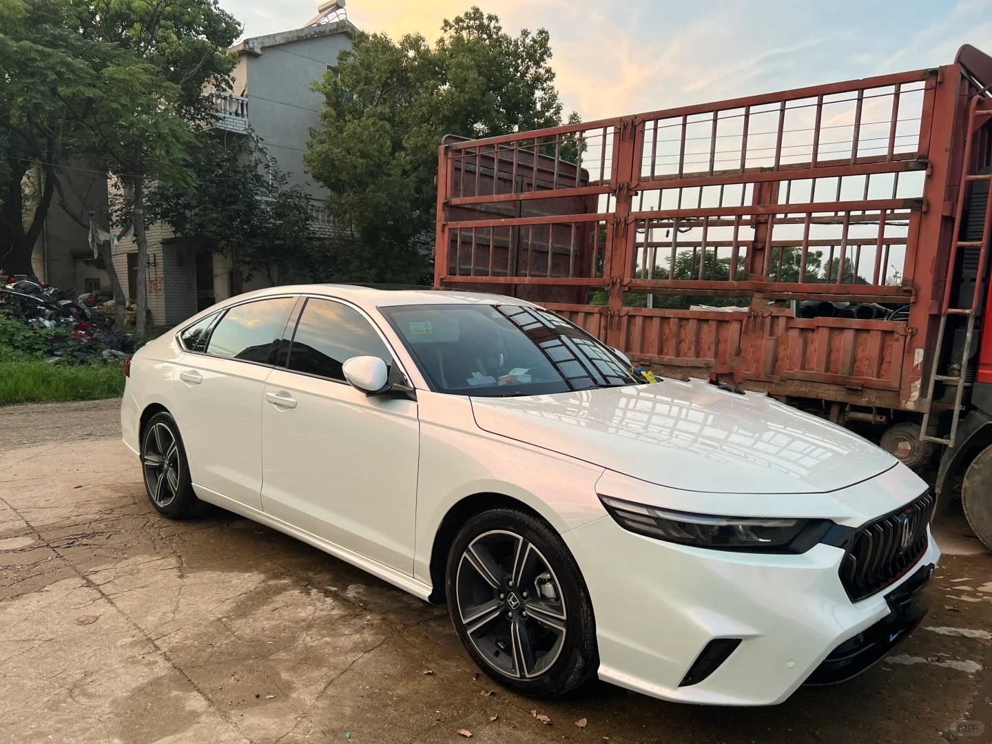 Matte White Red Car Vinyl Wrap review wsqag 01