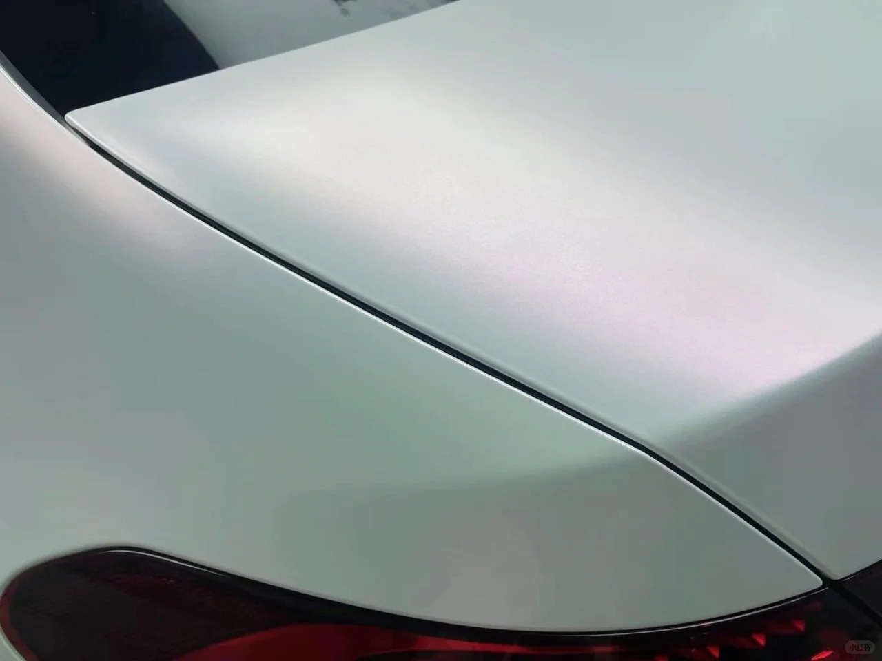 Matte White Red Car Vinyl Wrap review dsgg 03