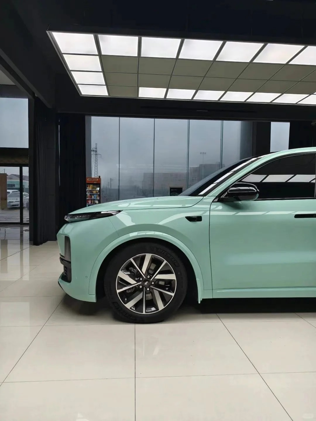 Super Gloss Cragginess Green Car Vinyl Wrap review safdg 01