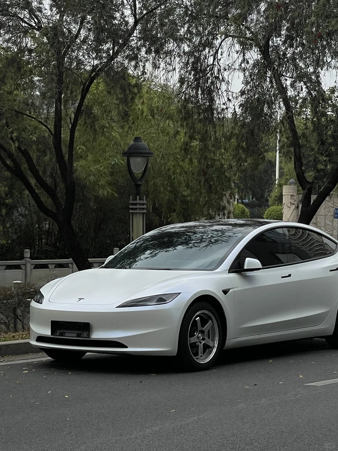 Matte Aurora White Car Vinyl Wrap review sfsf 01