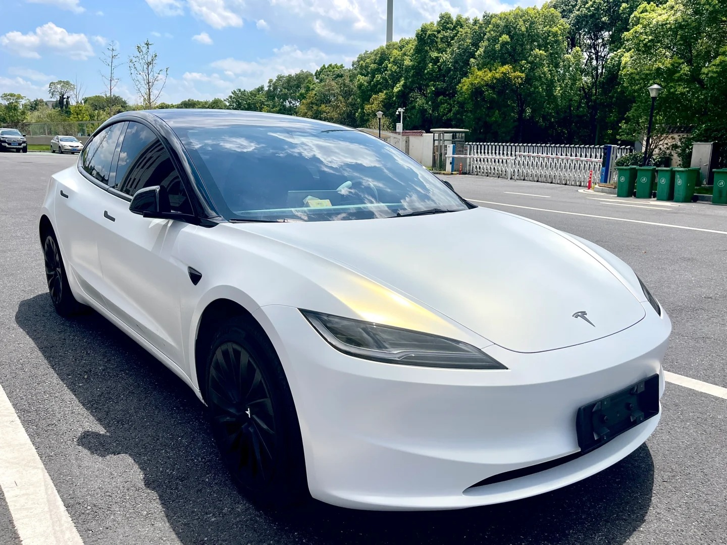 Matte Aurora White Car Vinyl Wrap review sdfvds 01