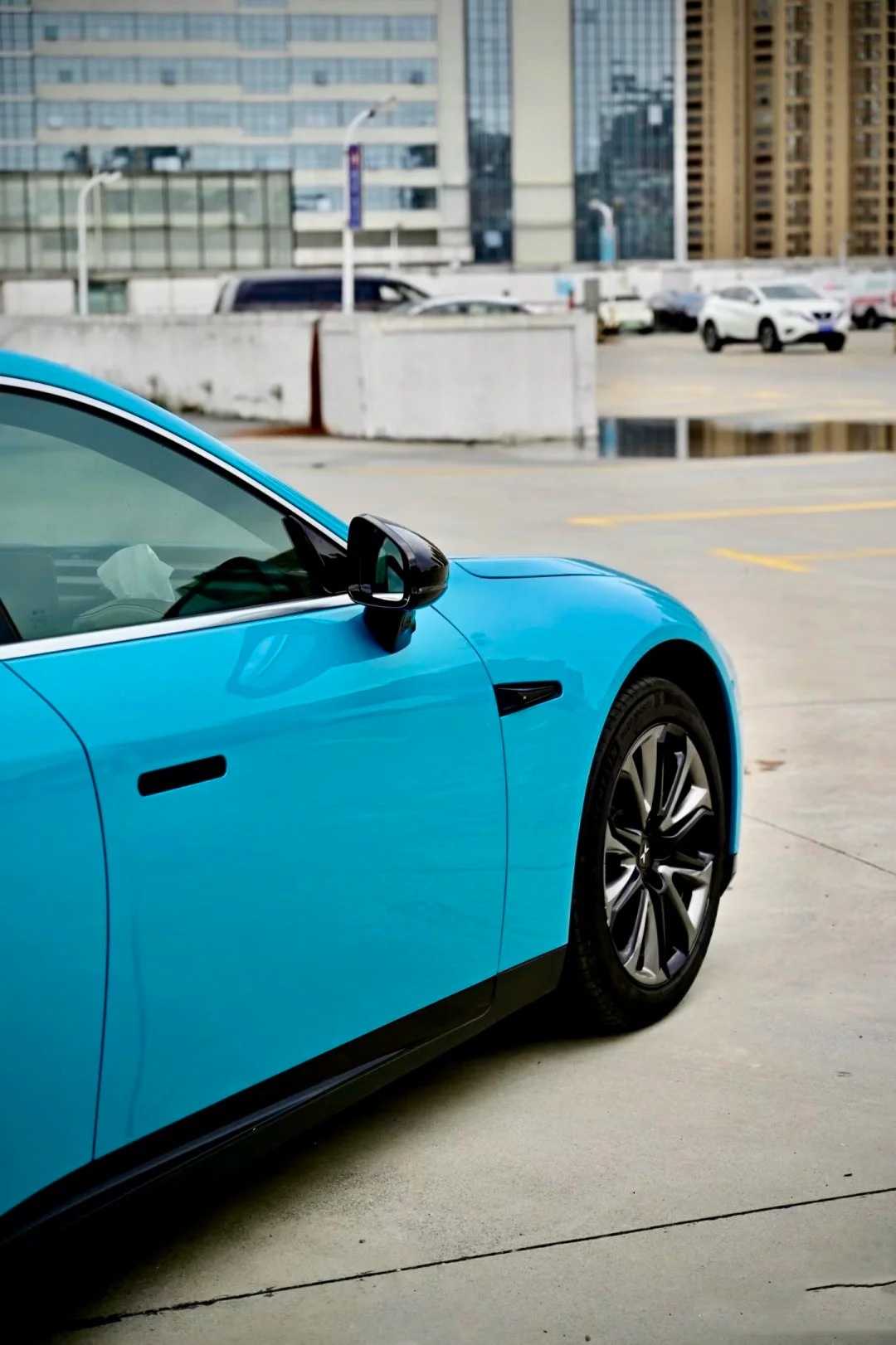 PET Super Gloss Miami Blue Car Vinyl Wrap review 1