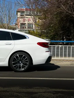 Satin Pearl White Car Vinyl Wrap review nfkjg 02