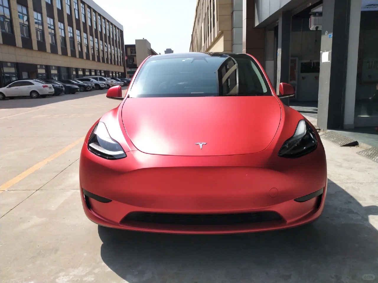Ceramics Red Car Vinyl Wrap review diuf 01