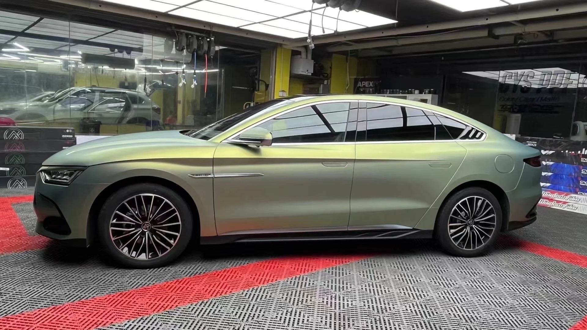 Gloss Urban Bamboo Green Car Vinyl Wrap review cgre 01