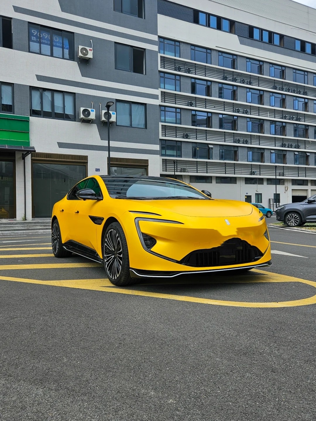 Matte Pure Metal Yellow Gold Car Vinyl Wrap review fuyy 01