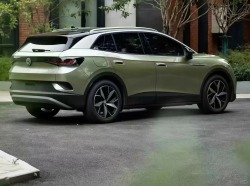 Gloss PET Liquid Alpine Green Car Vinyl Wrap review vewg 02