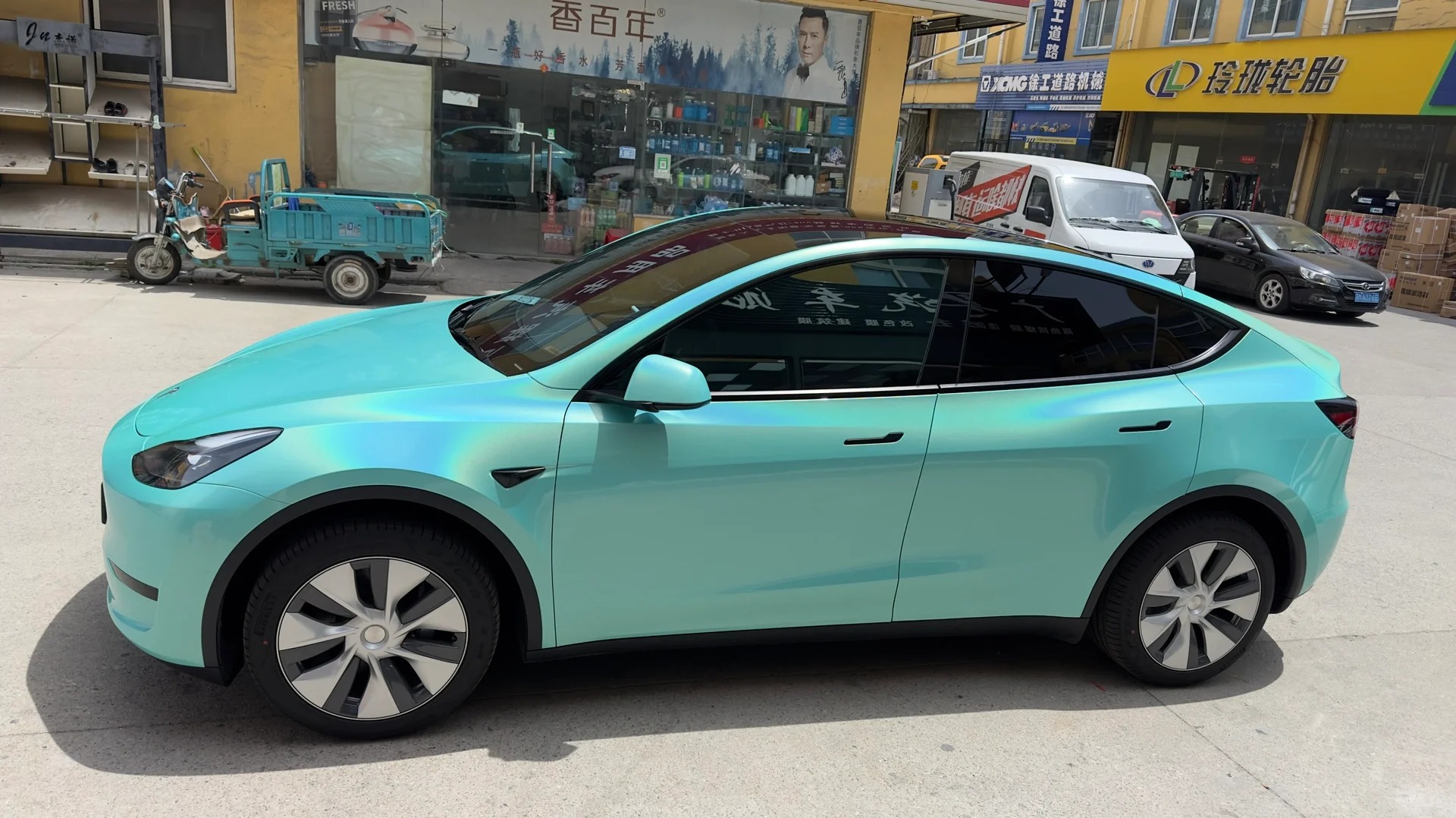 Rainbow Holographic Tiffany Car Vinyl Wrap review greyrt 02