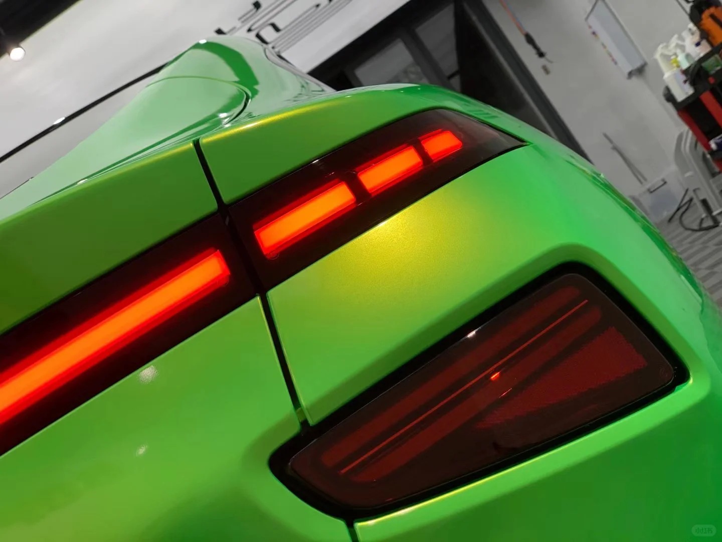 Audi Gloss Magic Gold Green Car Vinyl Wrap review dhrt 03
