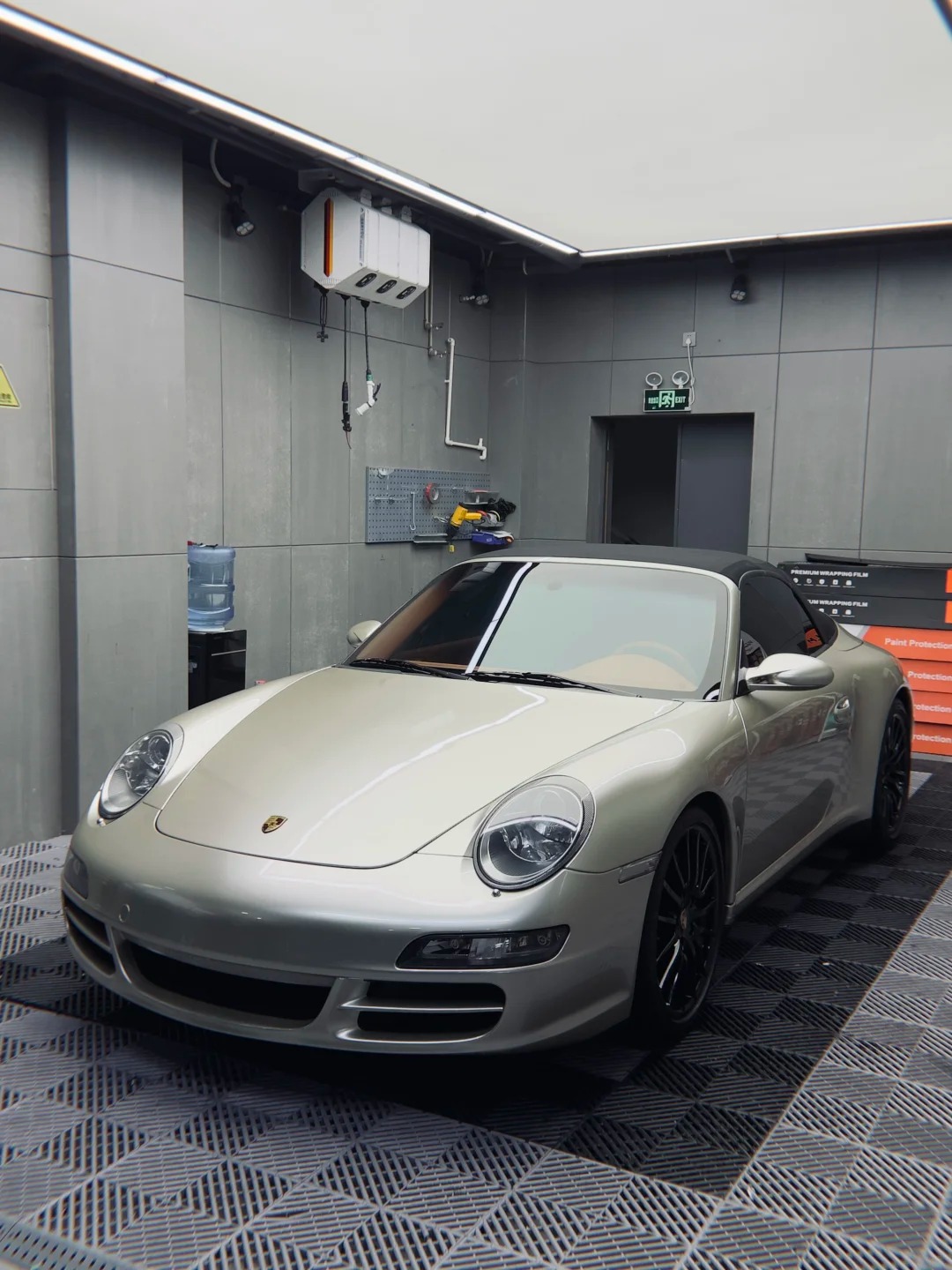 Gloss Chrome Champagne Gold Car Vinyl Wrap review hgftg 02