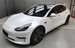 PET Pure Metal White Car Vinyl Wrap review Hazel 01