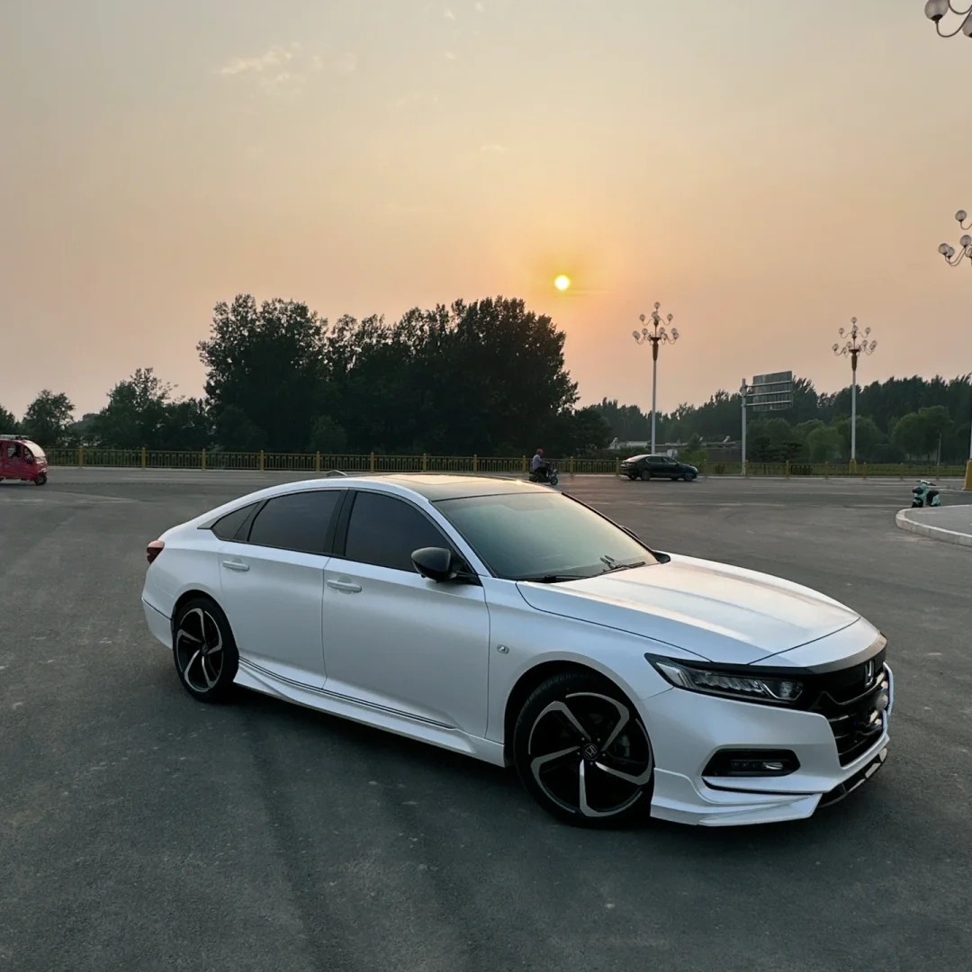 Pure Metal White Car Vinyl Wrap review 0