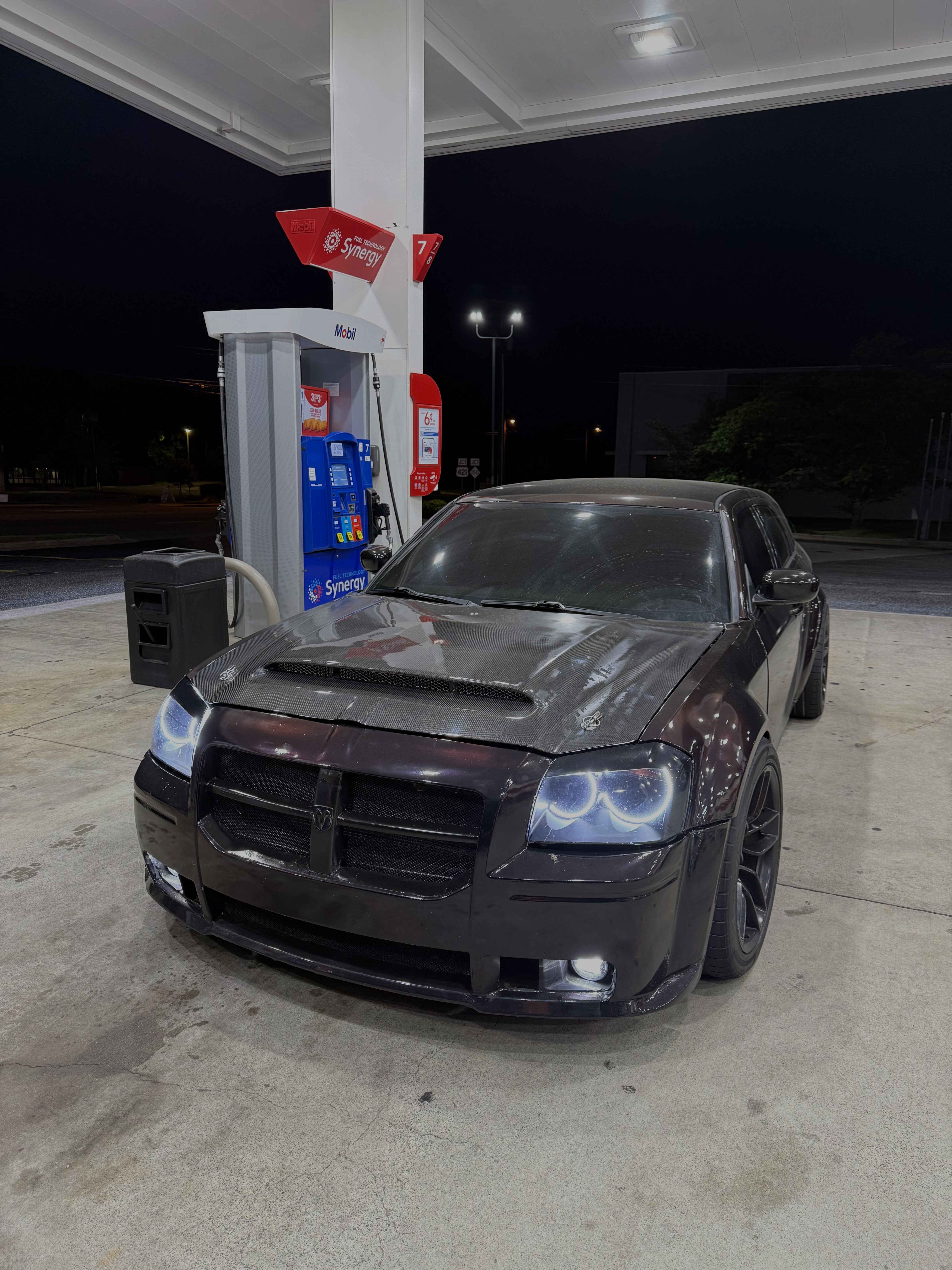 Tesla Glossy PET Diamonds Black Red Car Vinyl Wrap review vicwiththehemis 06