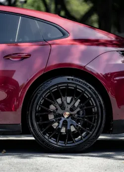 PET Ankara Red Car Vinyl Wrap review dsgf 03