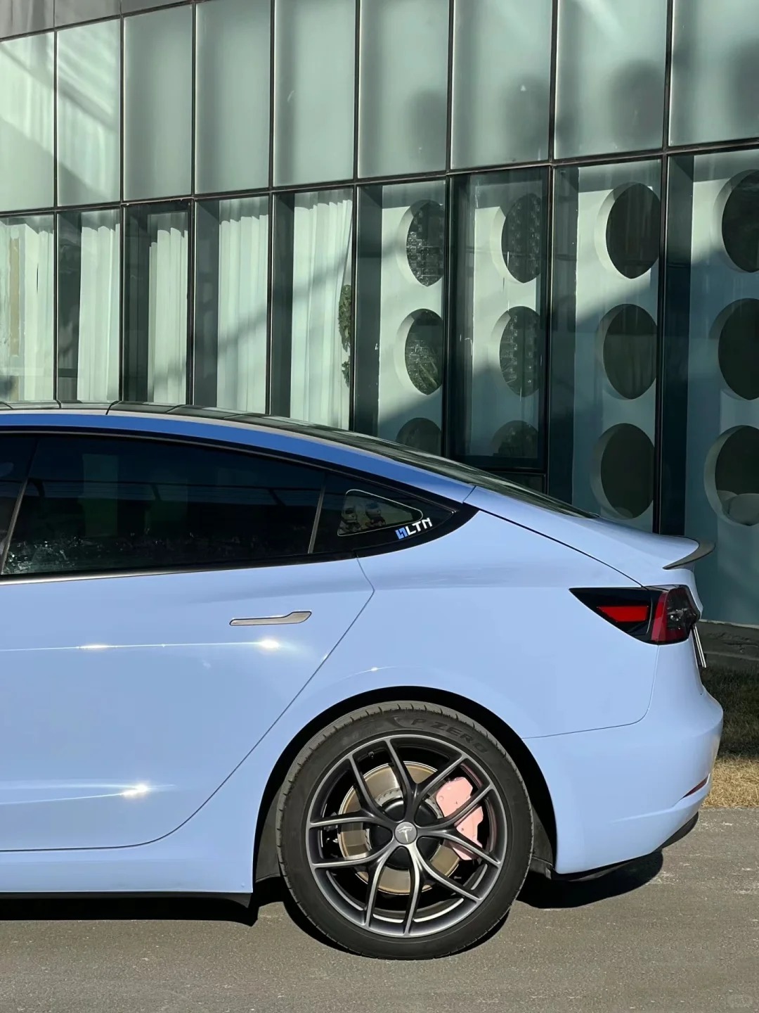 Glossy Crystal Baby Blue Car Vinyl Wrap review 2