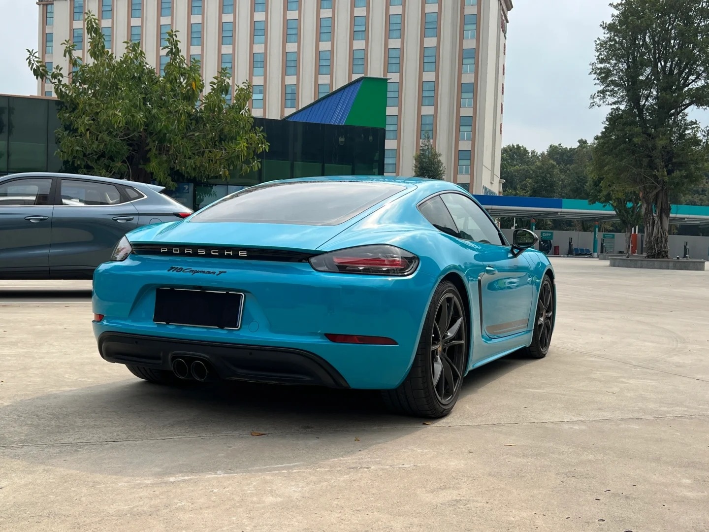 PET Super Gloss Miami Blue Car Vinyl Wrap review 1