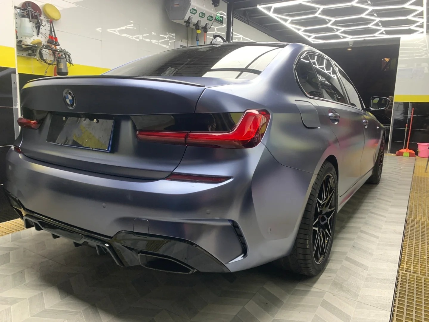 Matte Metallic Oxford Blue Car Vinyl Wrap review fdn 02