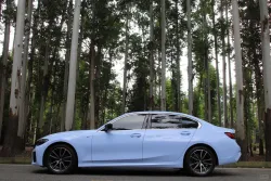 Glossy Crystal Baby Blue Car Vinyl Wrap review cujgkl 02