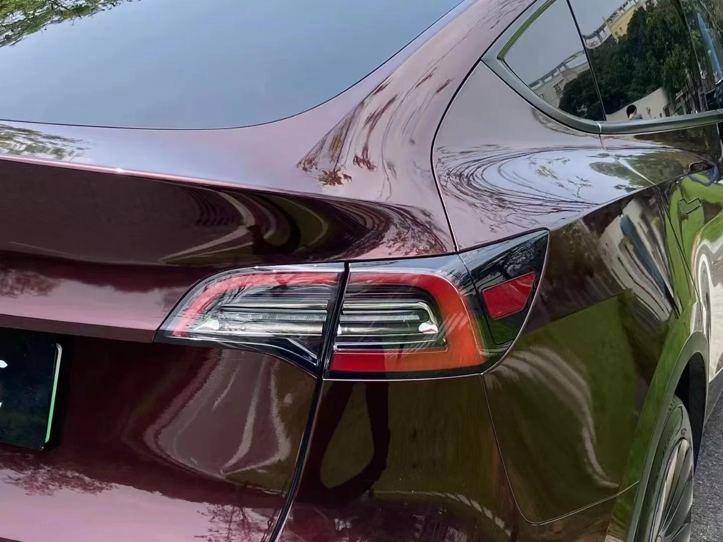 PET Gloss Metallic Black Rose Car Vinyl Wrap review safgd 01