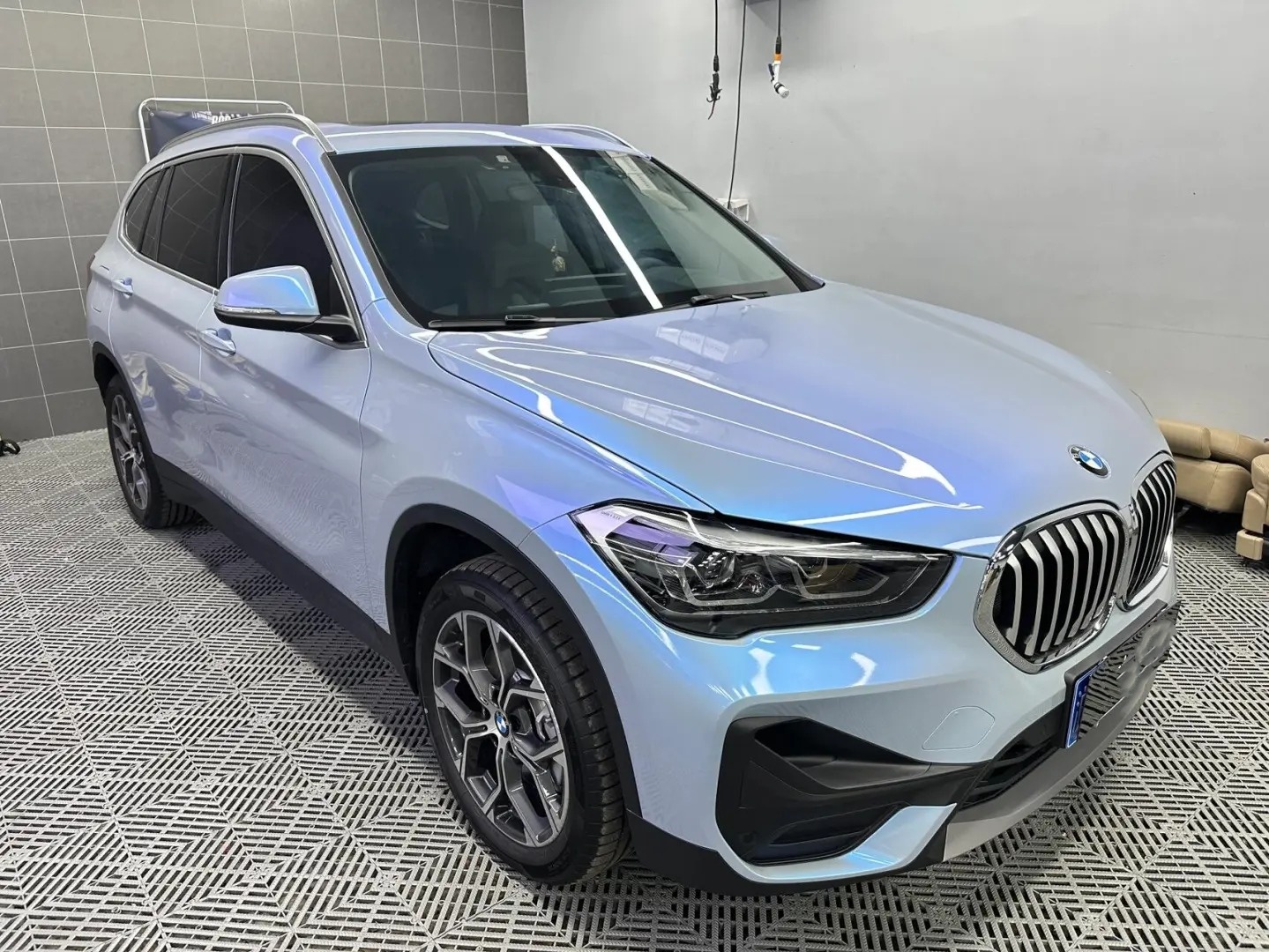 Tesla Gloss Fancy Rock Grey Color Fliper Car Vinyl Wrap review greter 01