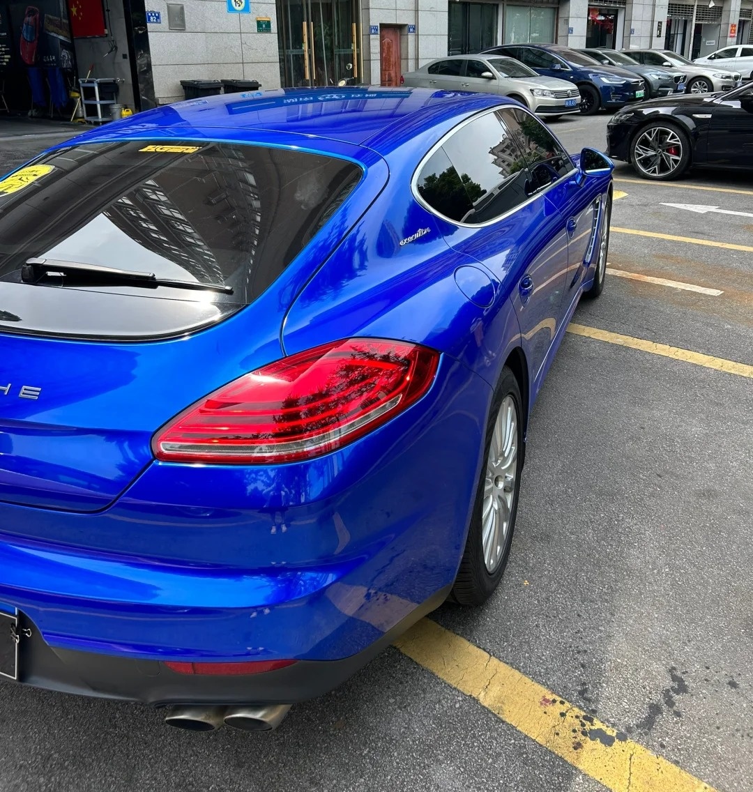 Glossy Crystal Royal Blue Car Vinyl Wrap review fgrf 02