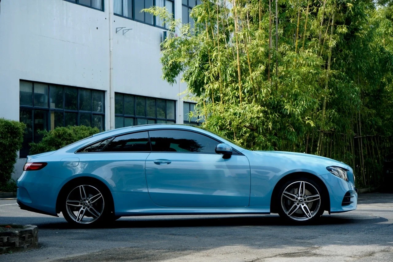 PET Porsche Bentley Gloss Ice Blue Car Vinyl Wrap review jdew 03