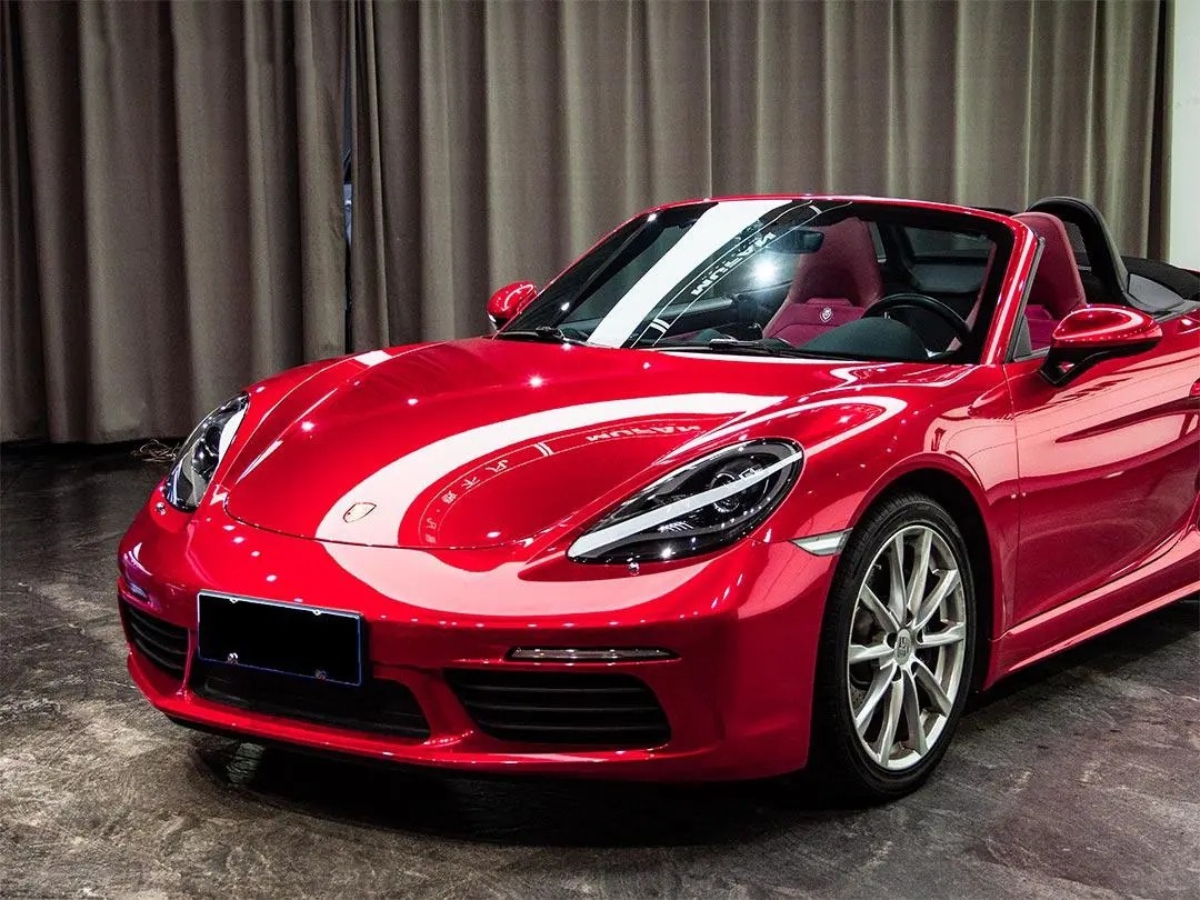 PET Gloss Metallic Vampire Red Car Vinyl Wrap review faehrt 01