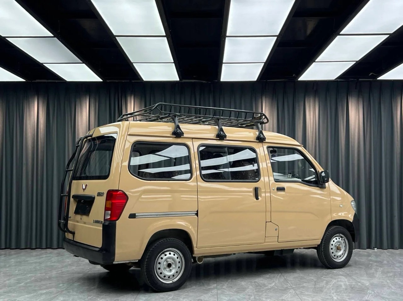 PET Super Gloss Sandstorm Yellow Desert Yellow Car Vinyl Wrap review jgvfu 02