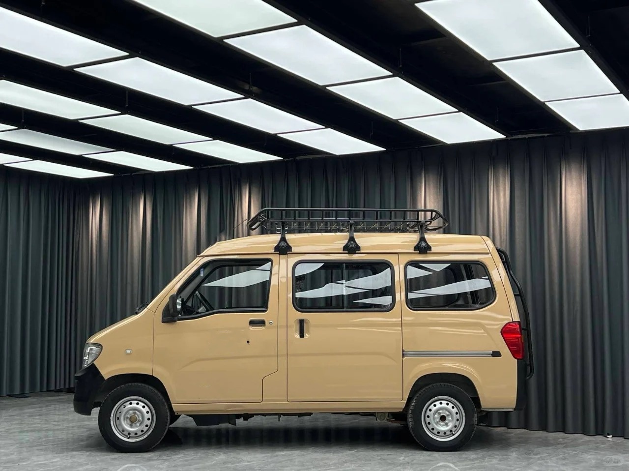 PET Super Gloss Sandstorm Yellow Desert Yellow Car Vinyl Wrap review jgvfu 03