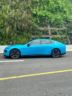 Super Gloss Miami Blue Car Vinyl Wrap review sdgrwg 02