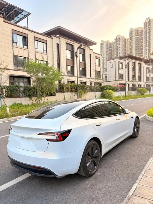 Ceramics White Car Vinyl Wrap review 