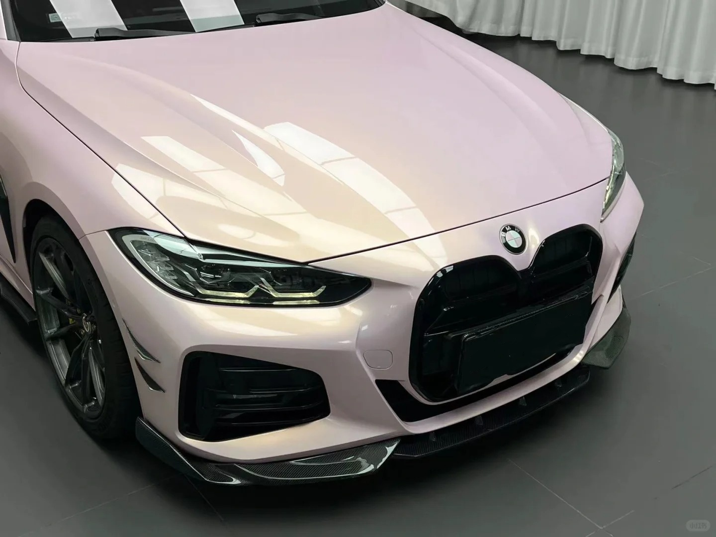 Gloss Glazed Gold Pink Car Vinyl Wrap review sdgreg 03