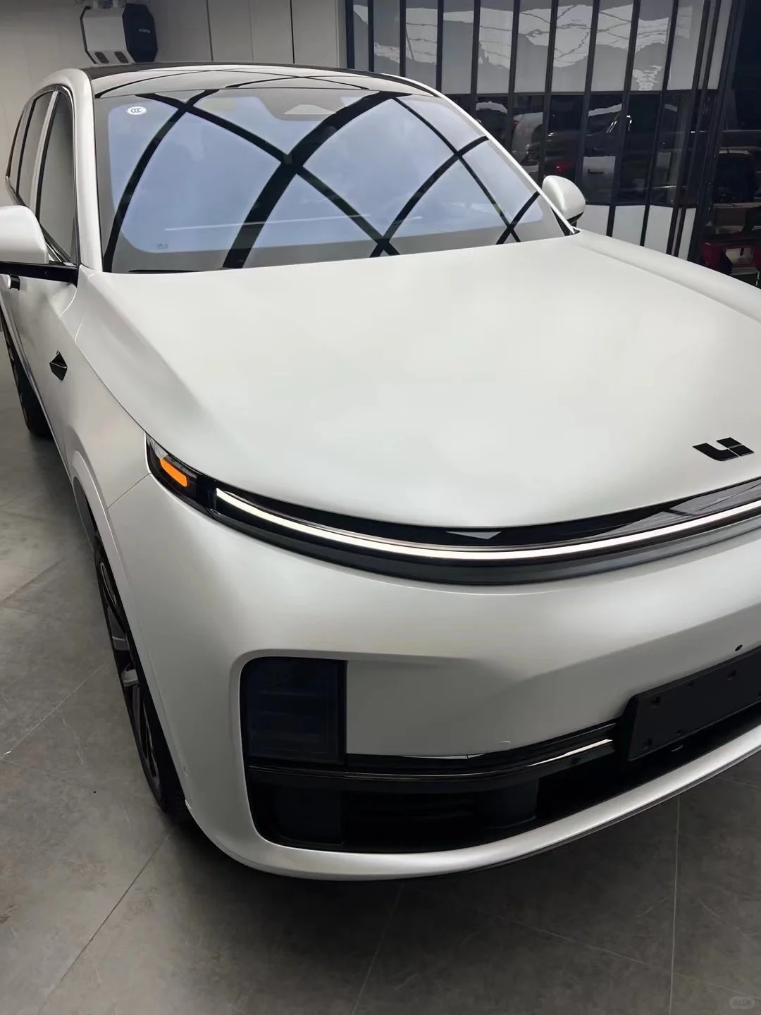 Pure Metal White Car Vinyl Wrap review 1