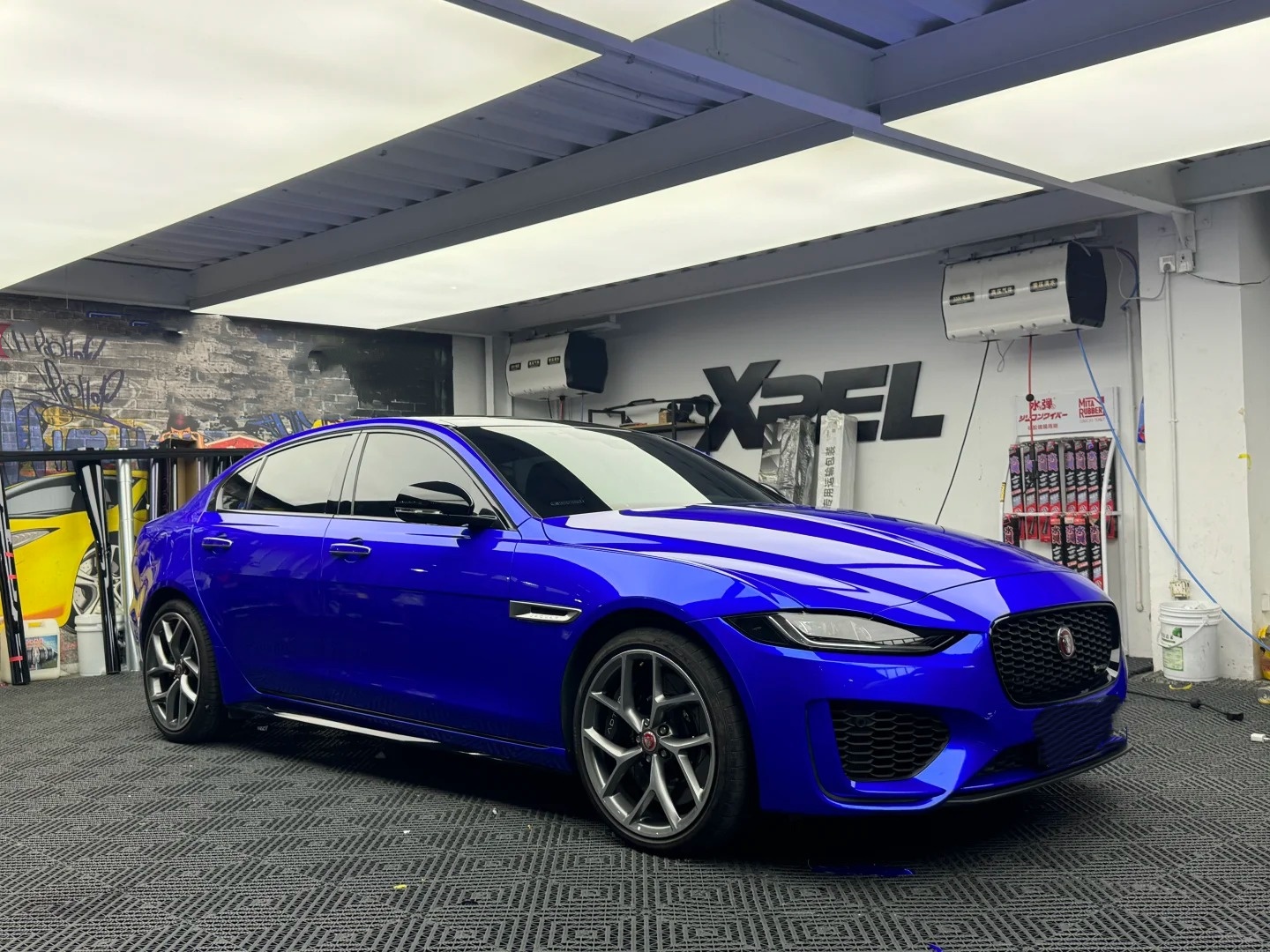 Glossy Crystal Royal Blue Car Vinyl Wrap review adfe 03