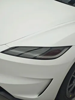 Satin Pearl White Car Vinyl Wrap review egwet 02
