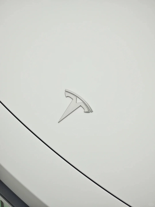 Satin Pearl White Car Vinyl Wrap review 