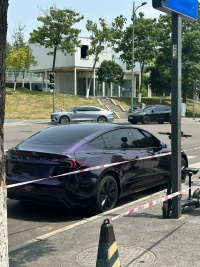 Gloss Metallic Midnight Purple Car Vinyl Wrap review 1
